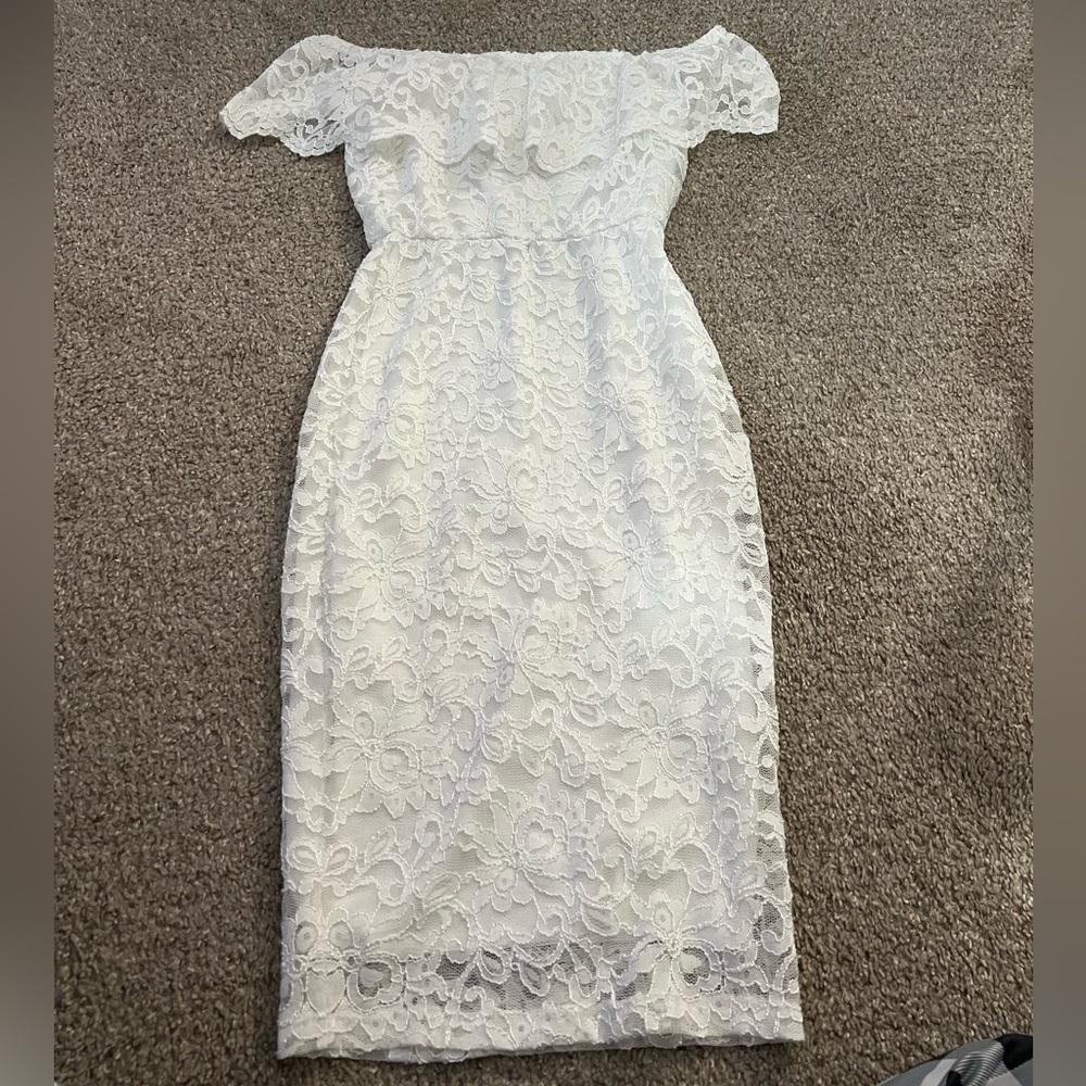 Elegant White Lace Off-Shoulder Dress
